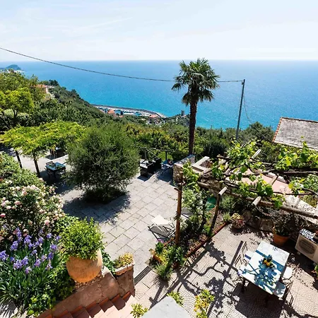 Locazione Turistica Mare - Flg136